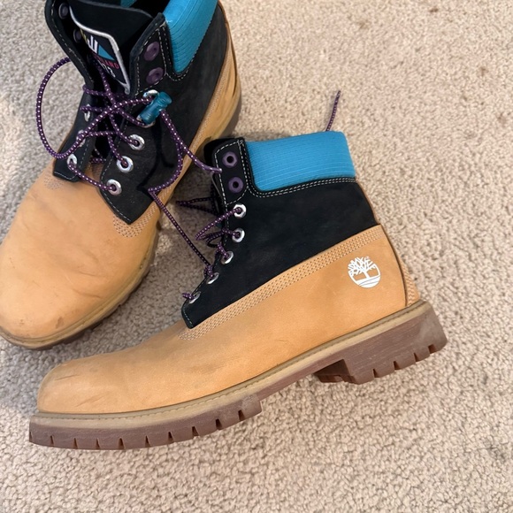 Timberland 6 Inch Premium Boots Men 10.5 Wheat Black Teal 1973 main image 9